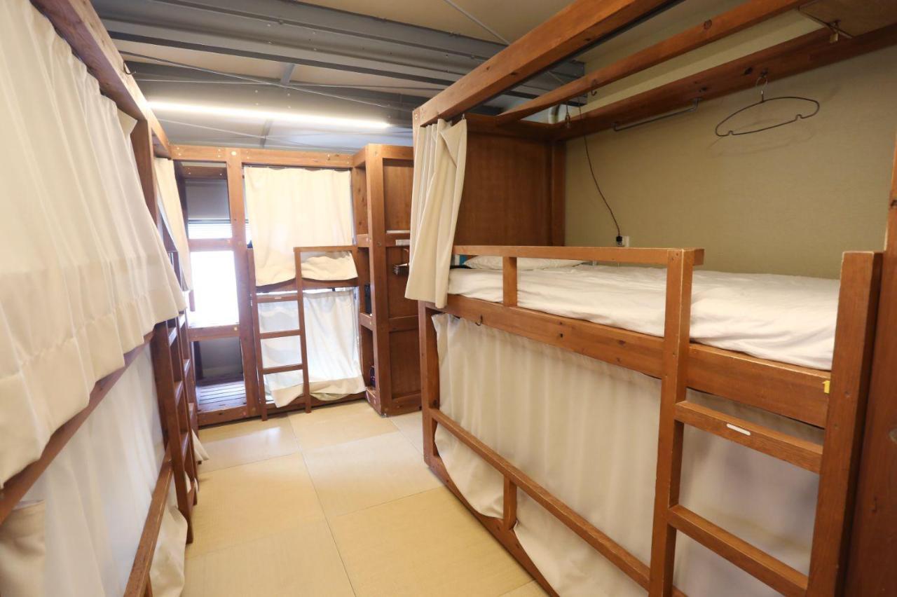 Grapehouse Koenji Albergue